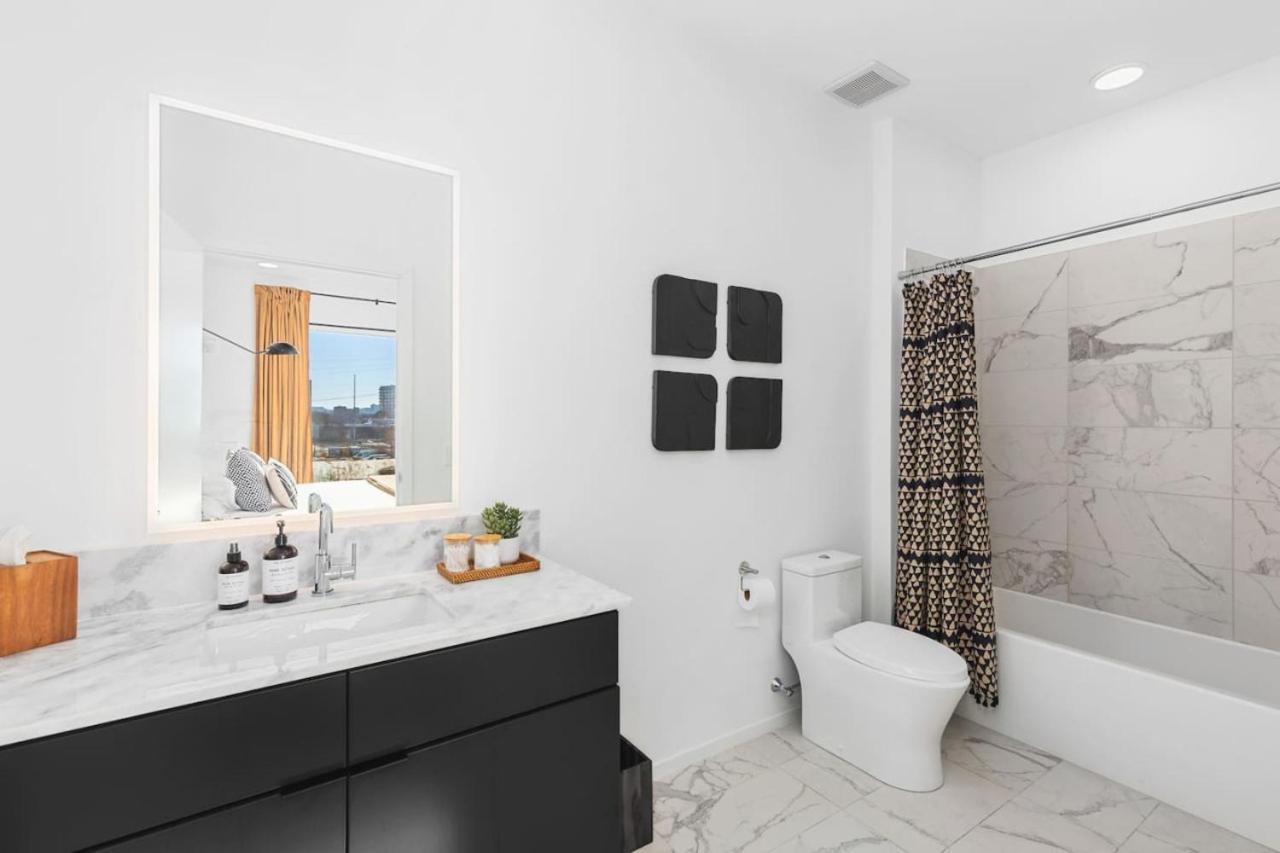 Penthouse With Patio Walk To Downtown 3 Bedrooms 5 Beds Nashville Luaran gambar