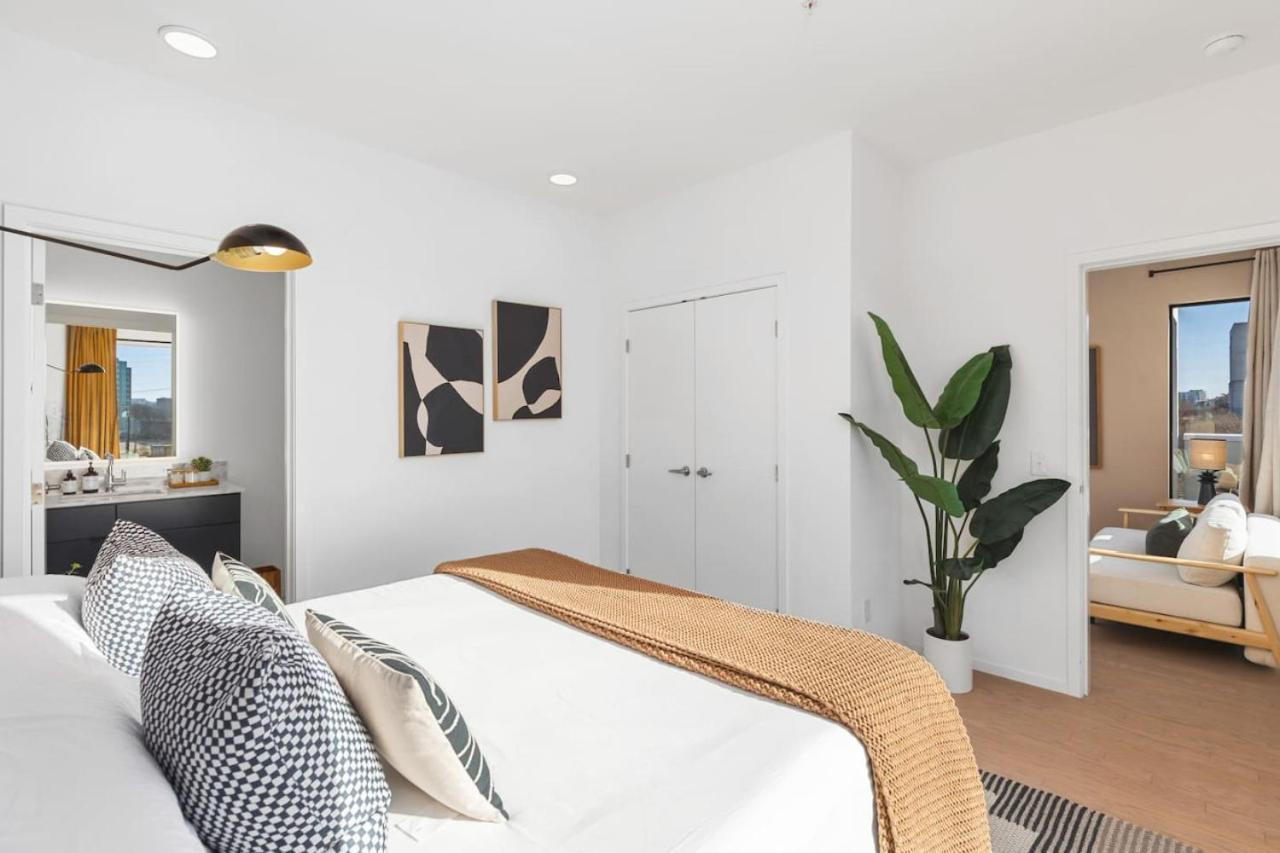 Penthouse With Patio Walk To Downtown 3 Bedrooms 5 Beds Nashville Luaran gambar